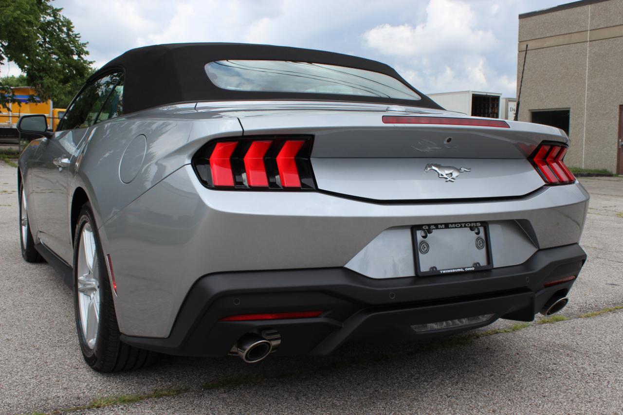 Ford Mustang EcoBoost Premium Convertible 2026