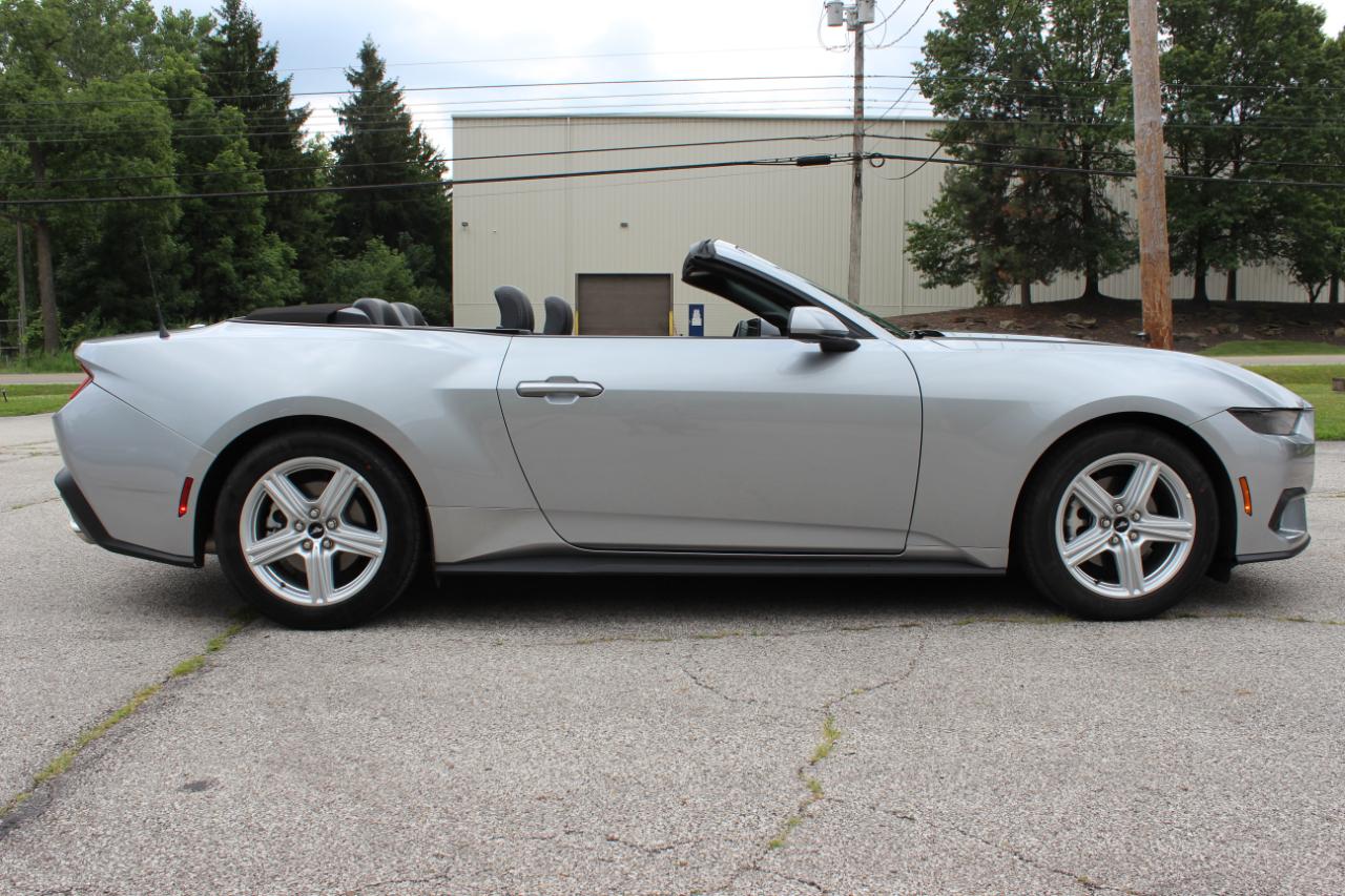 Ford Mustang EcoBoost Premium Convertible 2026