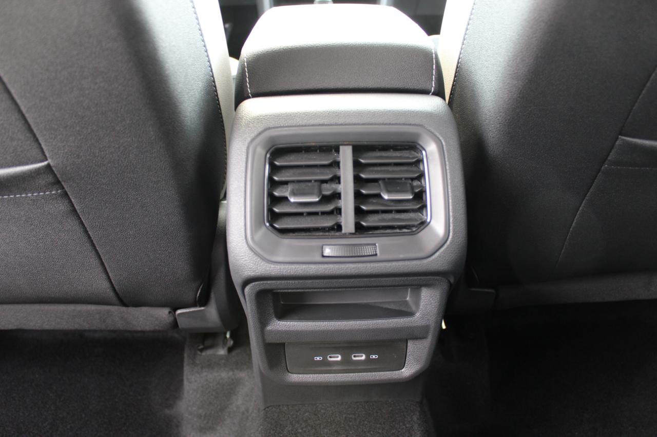Volkswagen Taos SE 4Motion 2026