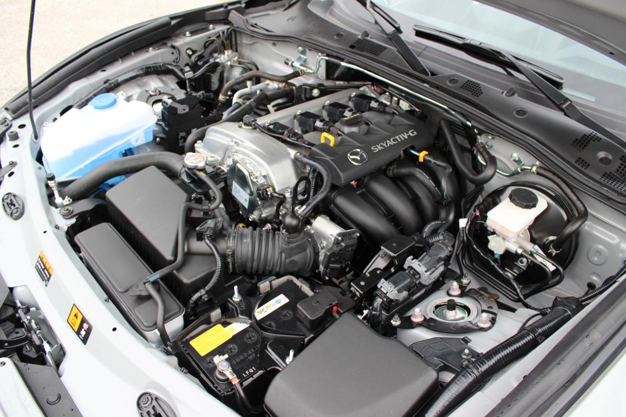 Mazda MX-5 Miata RF Grand Touring 6AT 2026