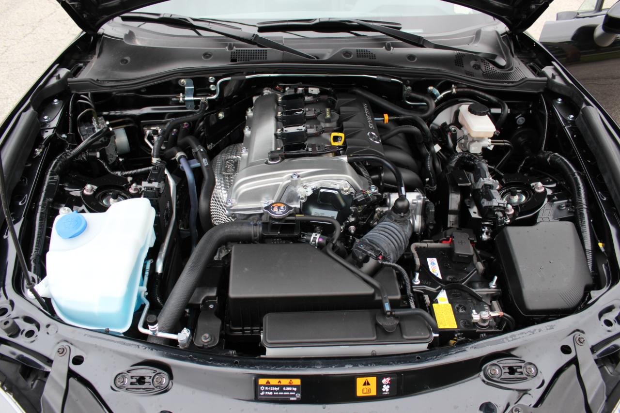 Mazda MX-5 Miata RF Grand Touring 6AT 2026