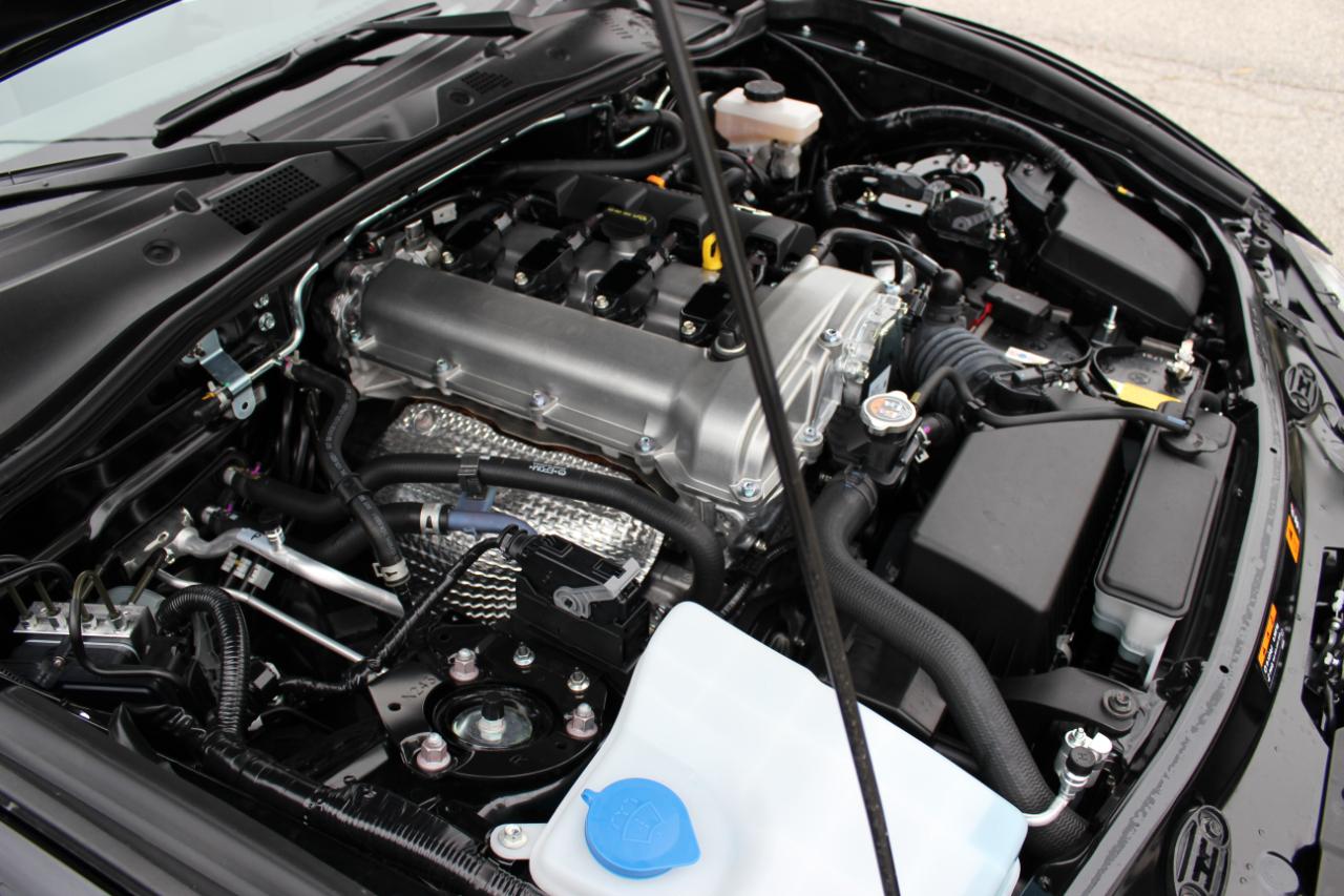 Mazda MX-5 Miata RF Grand Touring 6AT 2026