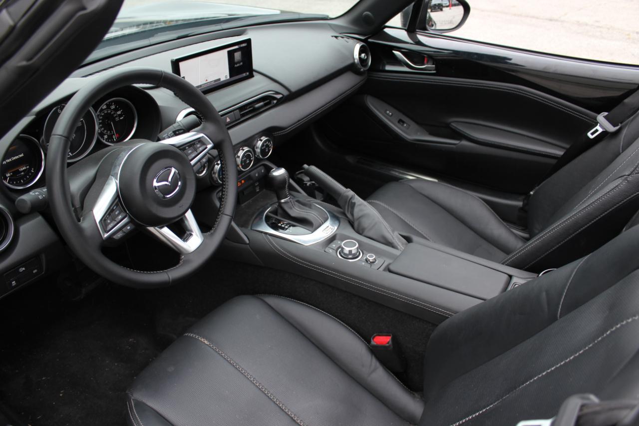 Mazda MX-5 Miata RF Grand Touring 6AT 2026