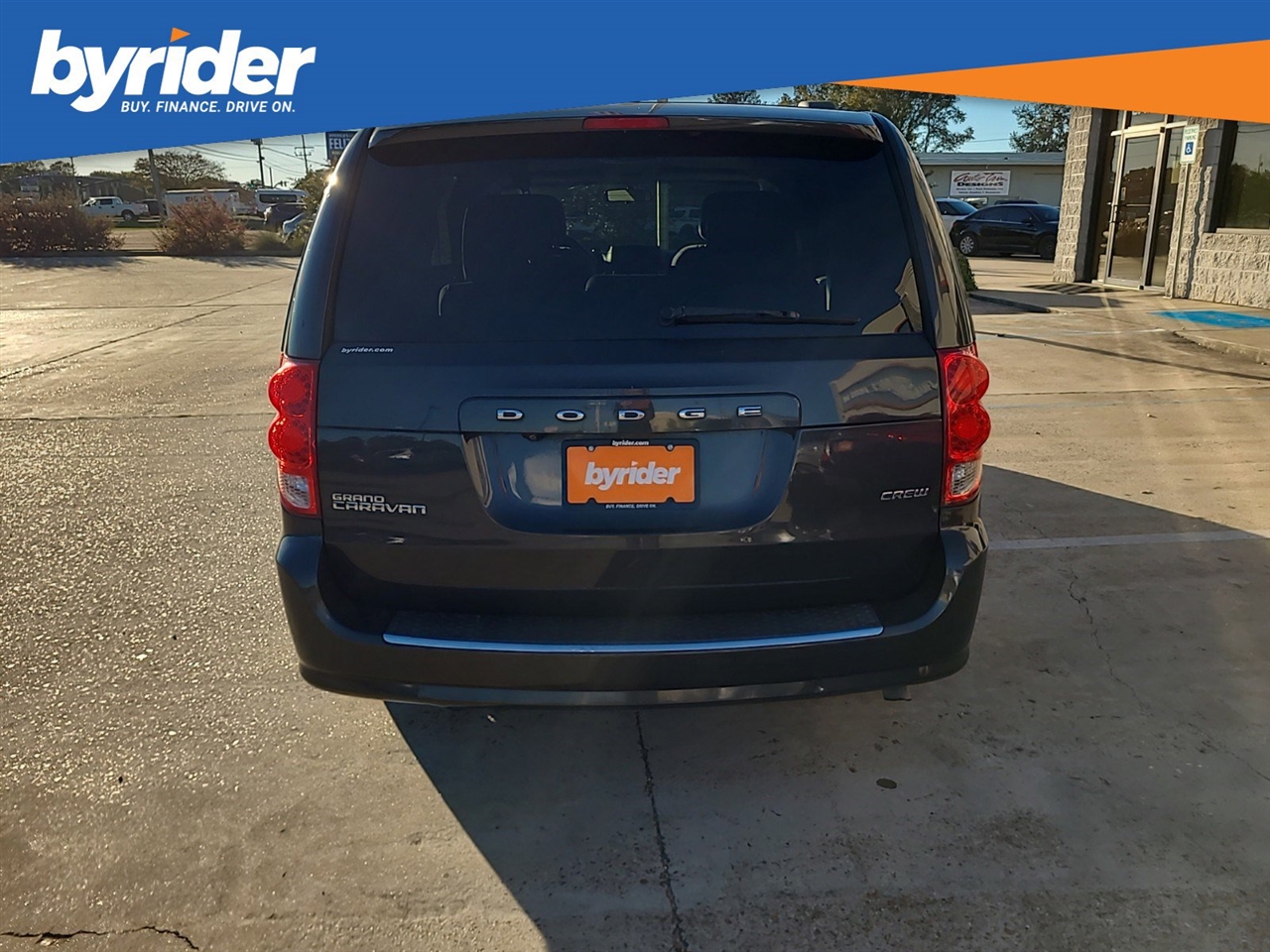 Dodge Grand Caravan Crew 2011