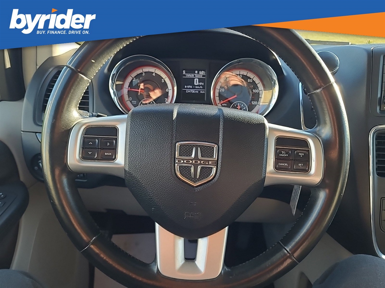 Dodge Grand Caravan Crew 2011