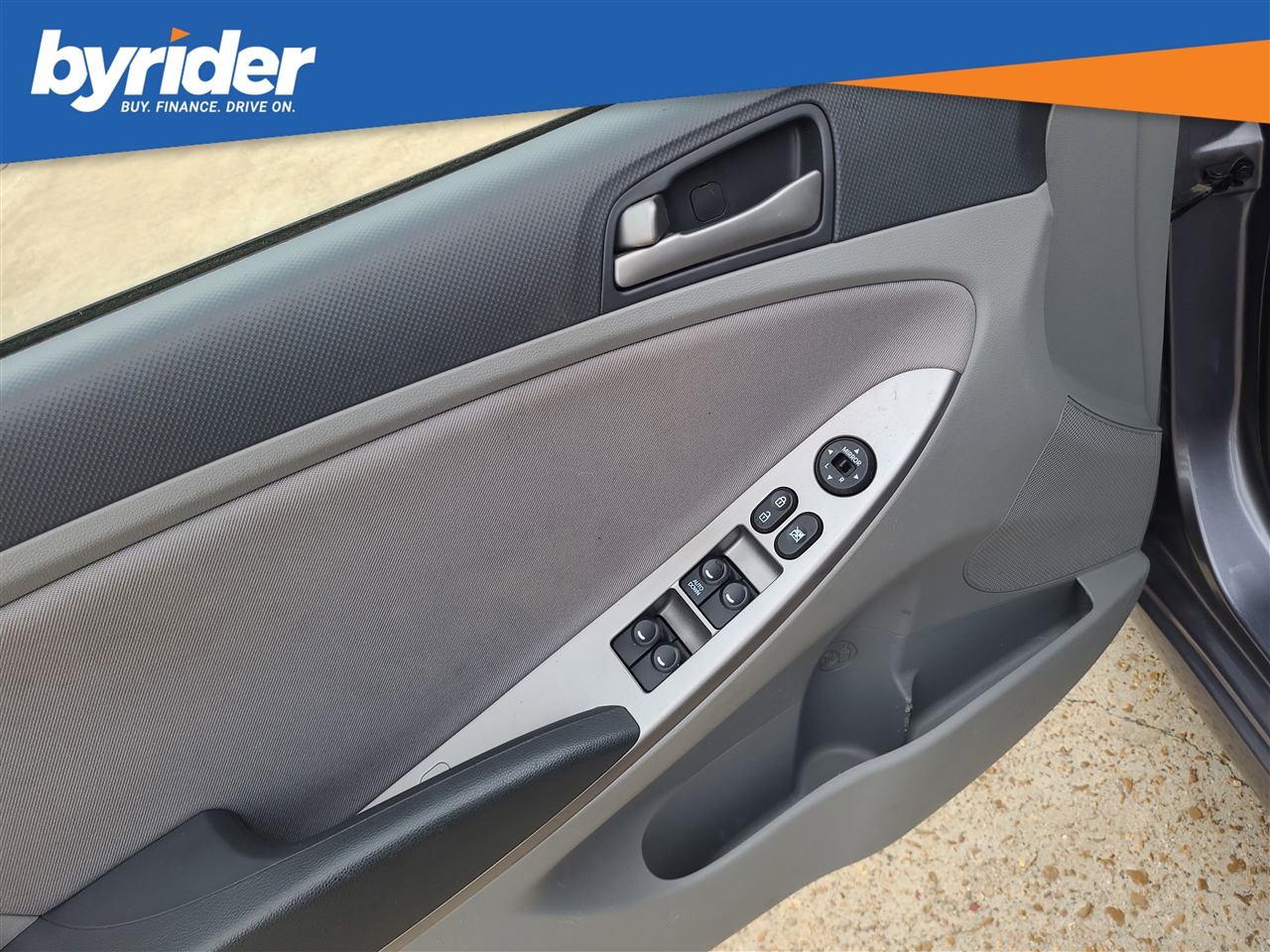 Hyundai Accent SE 4-Door 6A 2016