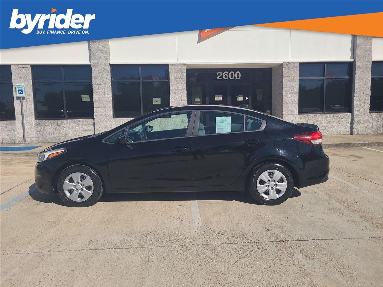Kia Forte LX 6A 2017 Kia Forte LX 6A 2017
