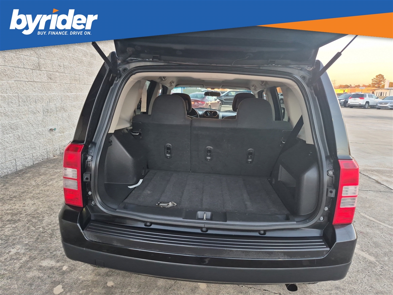 Jeep Patriot Sport 2WD 2014