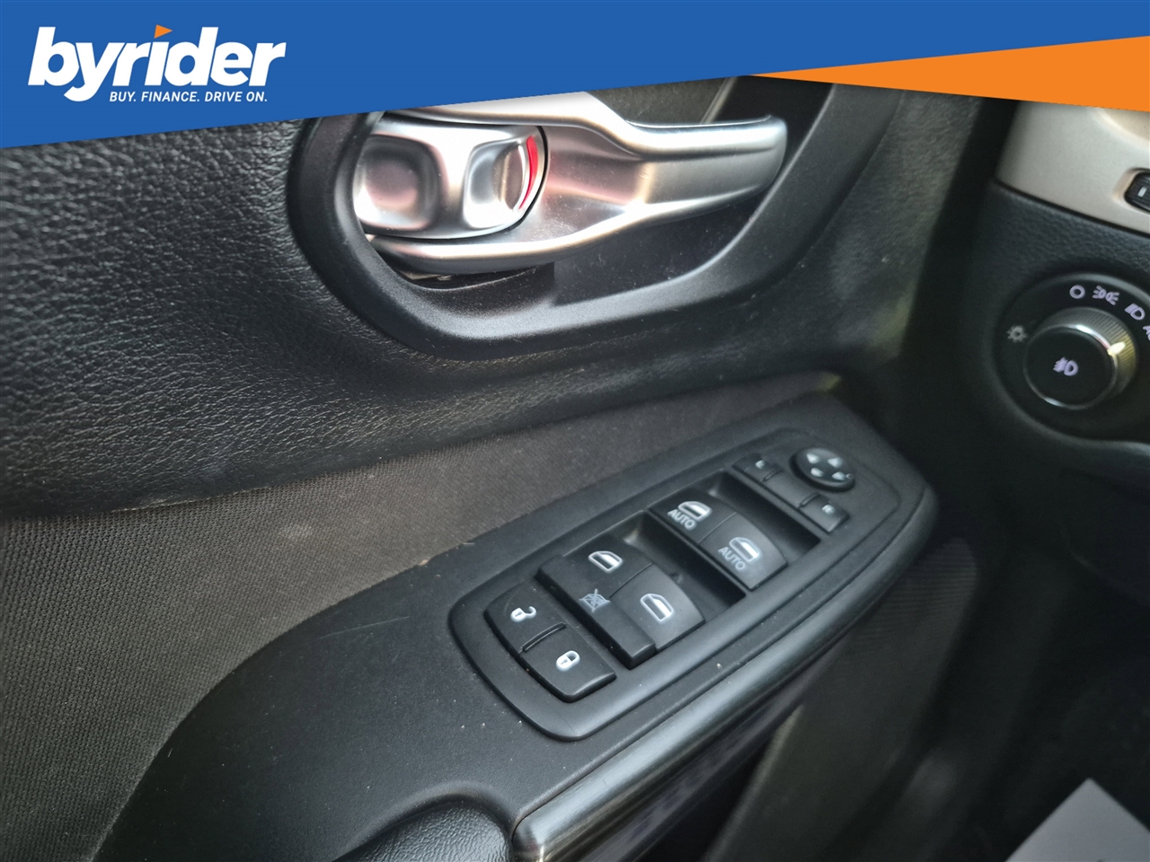 Jeep Cherokee Latitude FWD 2016