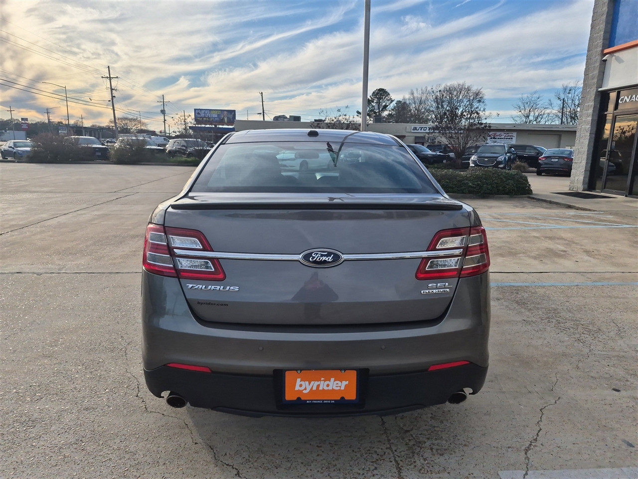 Ford Taurus SEL FWD 2013