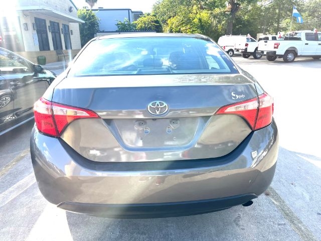 Toyota Corolla XLE CVT 2018 Toyota Corolla XLE CVT 2018