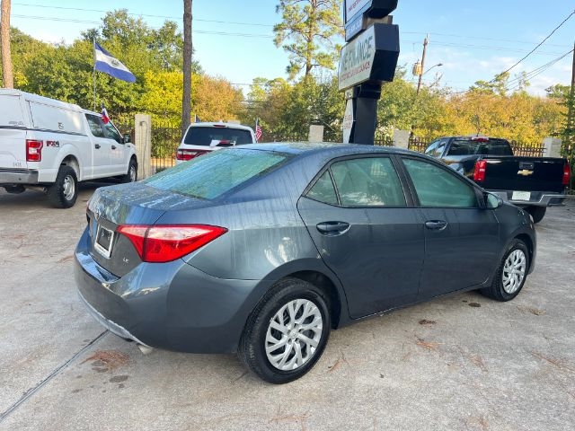 Toyota Corolla XLE CVT 2018 Toyota Corolla XLE CVT 2018