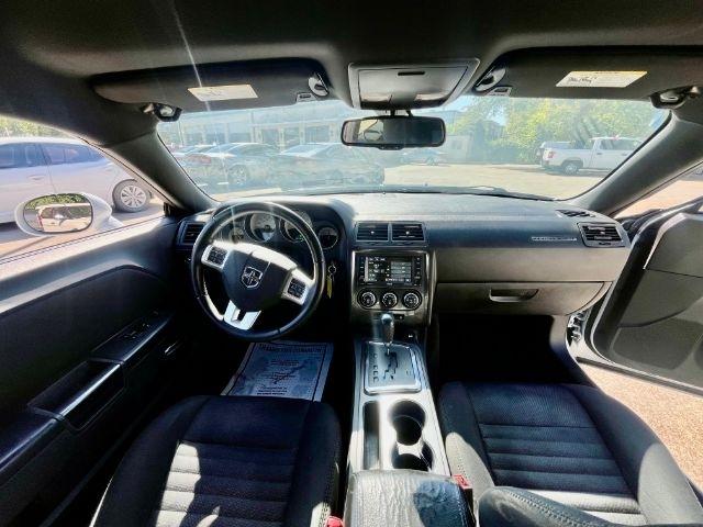 Dodge Challenger SXT 2014