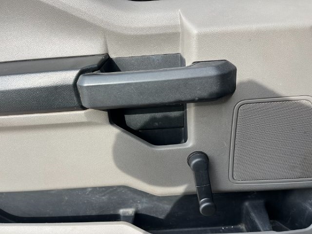 Ford F-150 XL 8-ft. Bed 2WD 2016