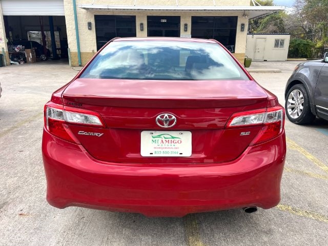 Toyota Camry SE 2013