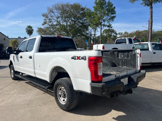 Ford F-250 SD XL Crew Cab 4WD 2019