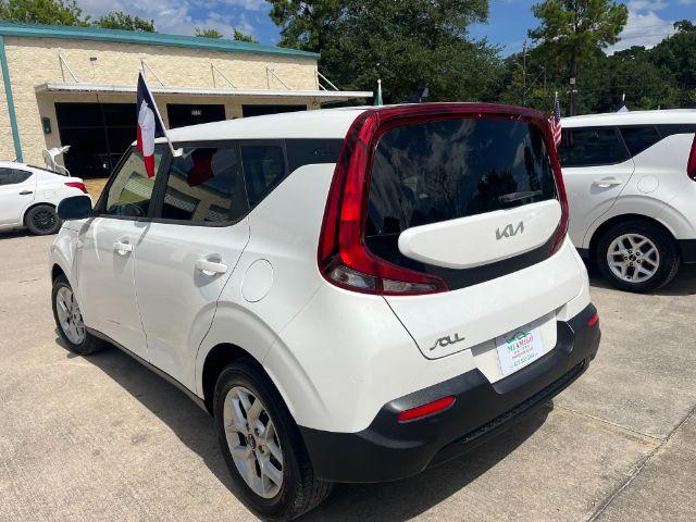 Kia Soul LX CVT 2022