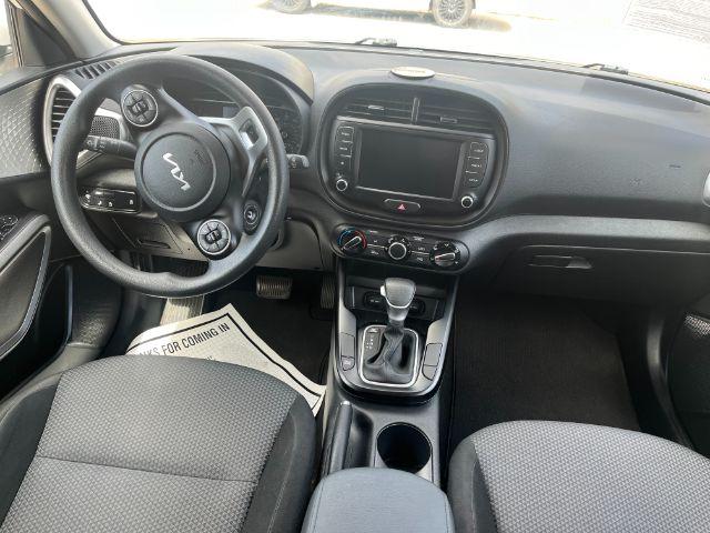 Kia Soul LX CVT 2022
