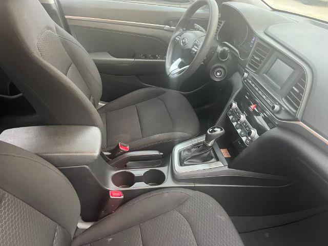 Hyundai Elantra SE 6M 2020