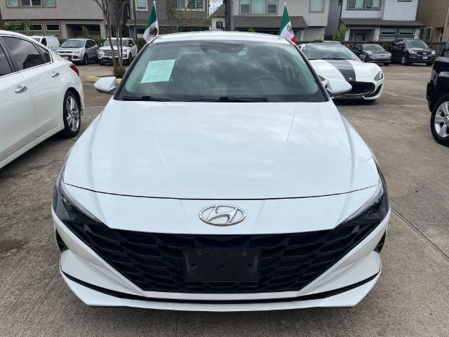 Hyundai Elantra SE 2021