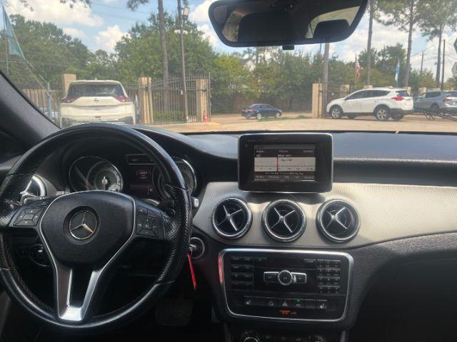 Mercedes-Benz CLA-Class CLA250 4MATIC 2014