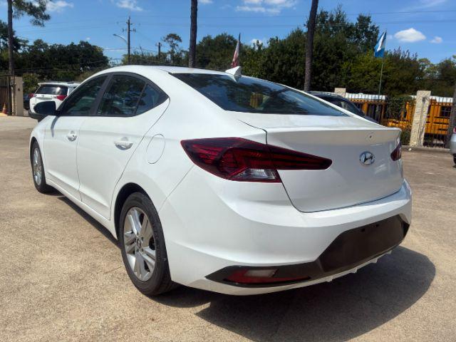 Hyundai Elantra Limited 2020