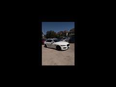 2018 Jaguar XE 