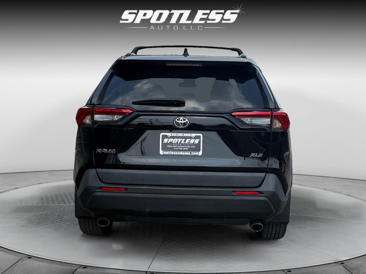 Toyota RAV4 XLE Premium 2021