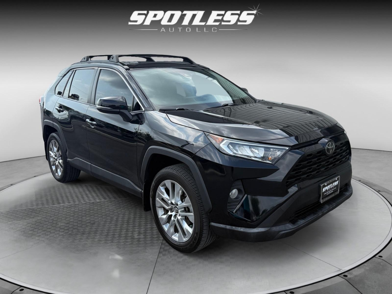 Toyota RAV4 XLE Premium 2021