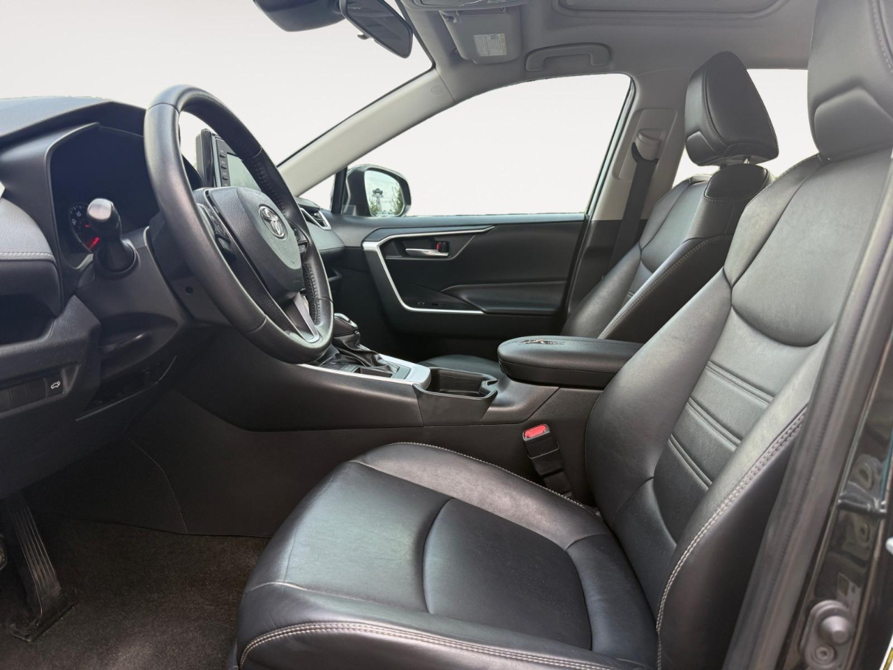 Toyota RAV4 XLE Premium 2021