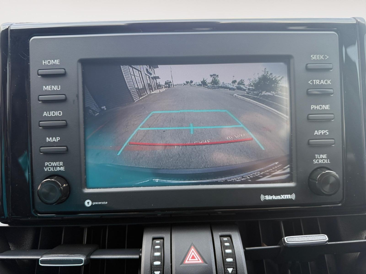 Toyota RAV4 XLE Premium 2021