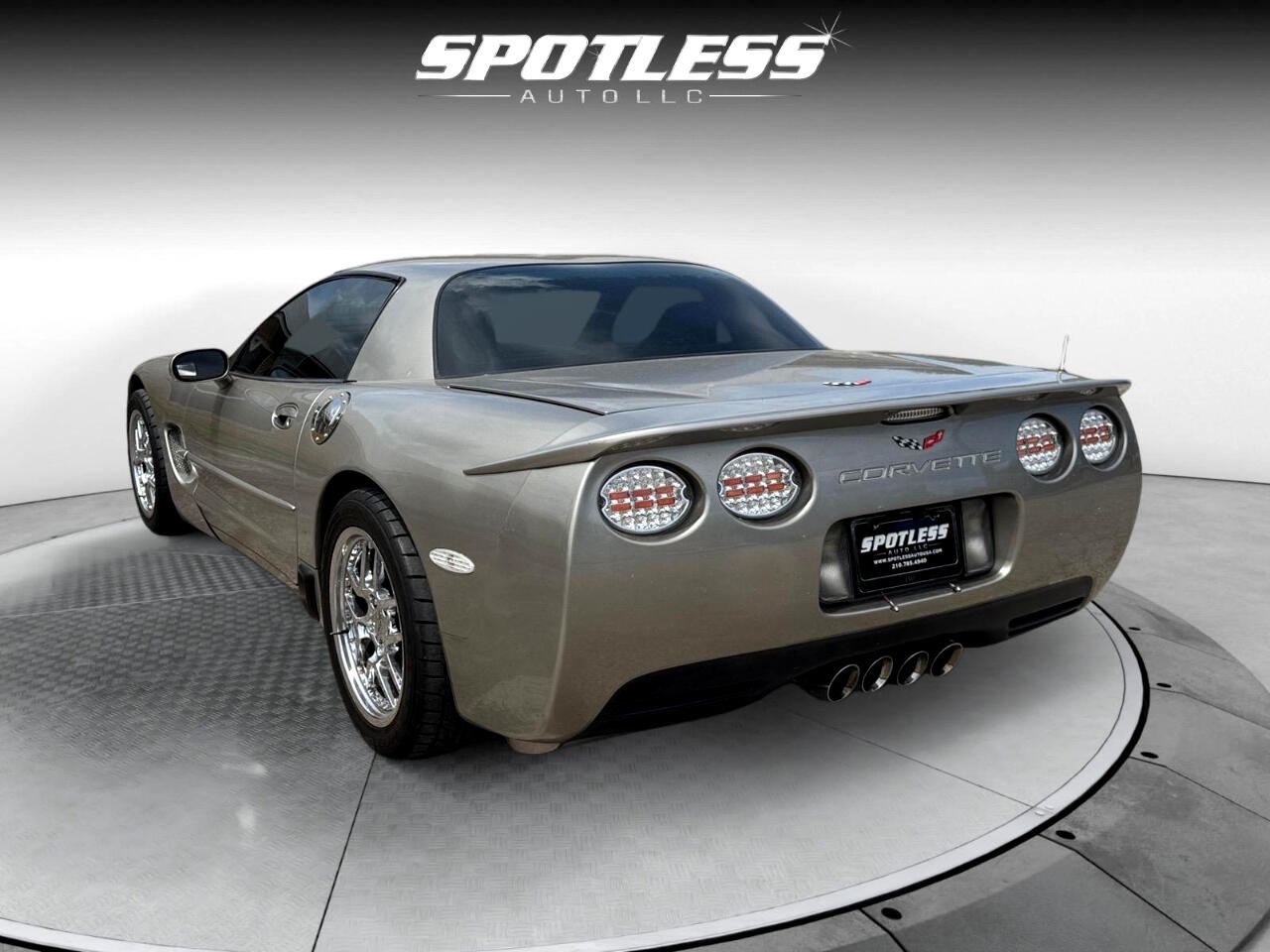 2000 Chevrolet Corvette Hardtop photo 3