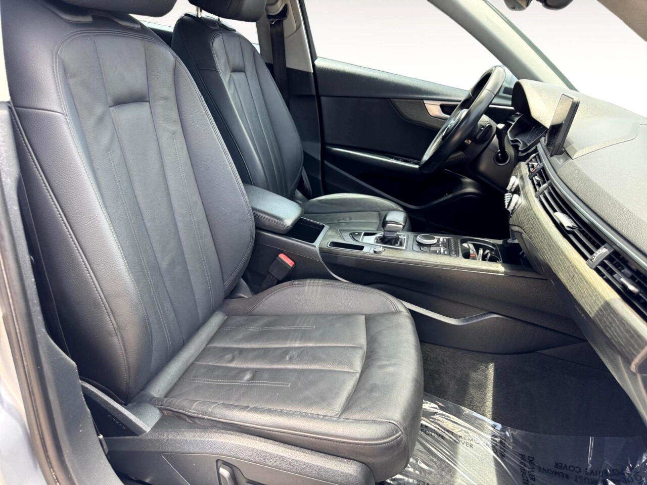 2019 Audi A4 TFSI Premium photo 19