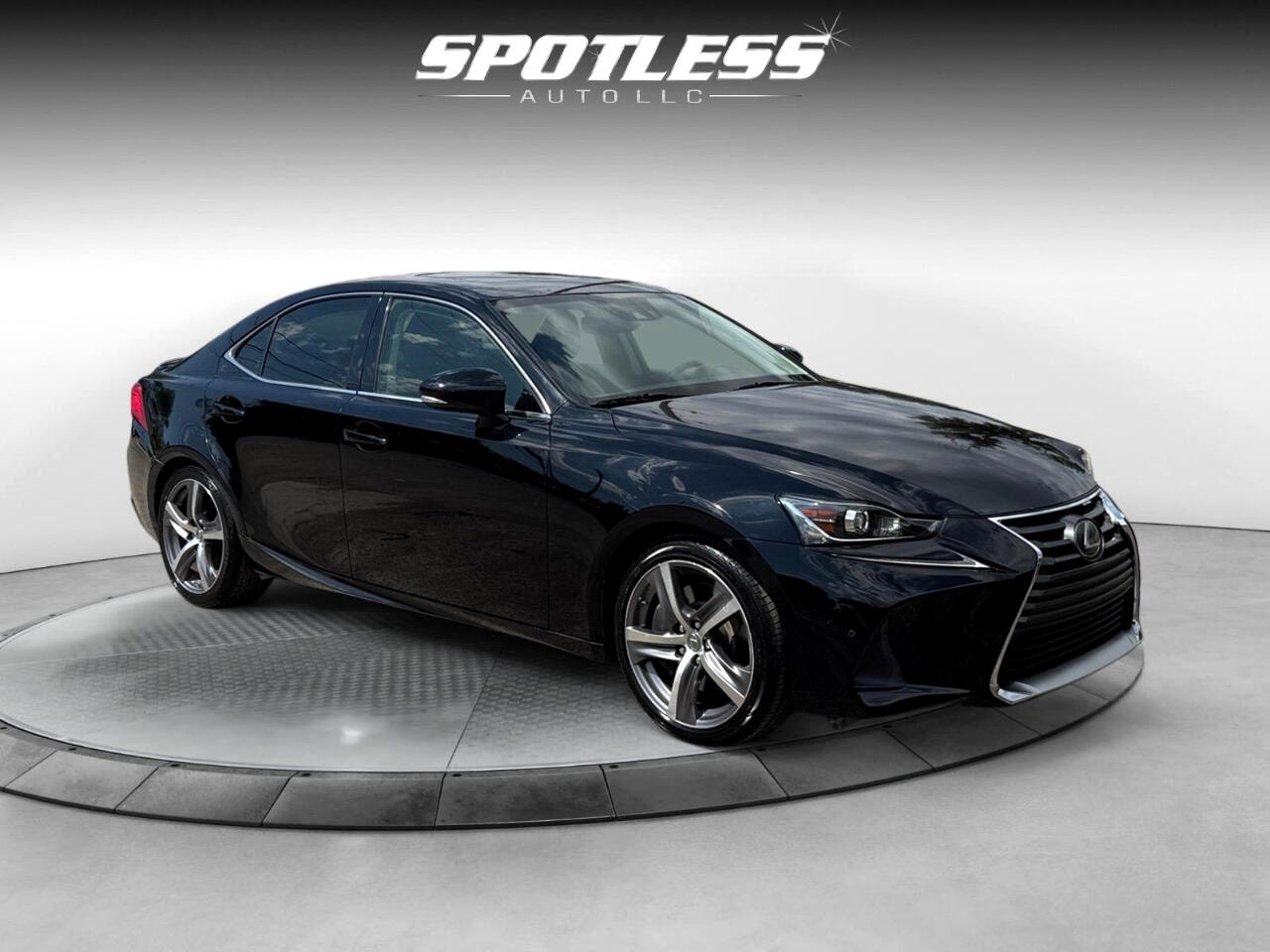 2017 Lexus IS 200t photo 6