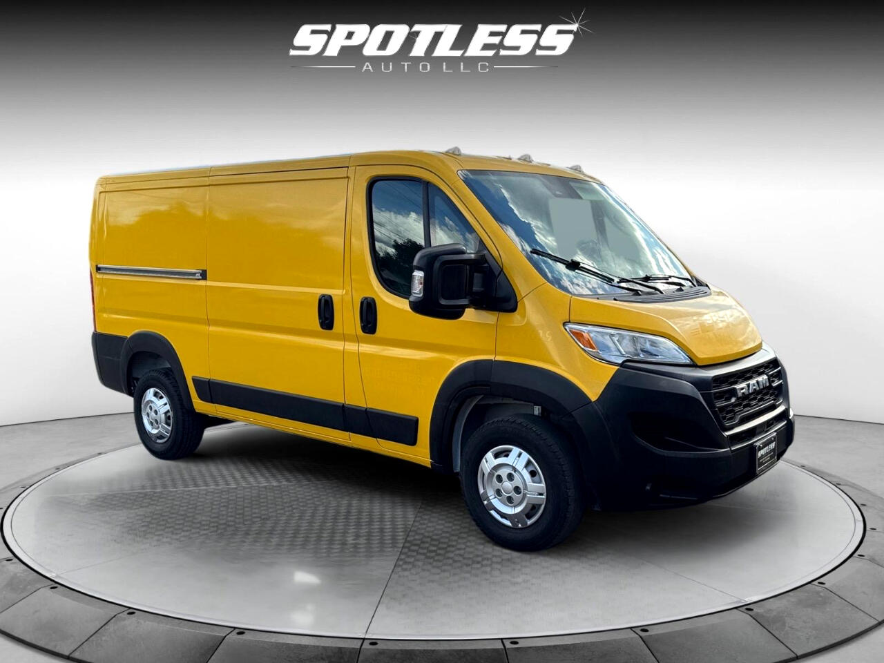 2023 Ram ProMaster 2500 photo 4