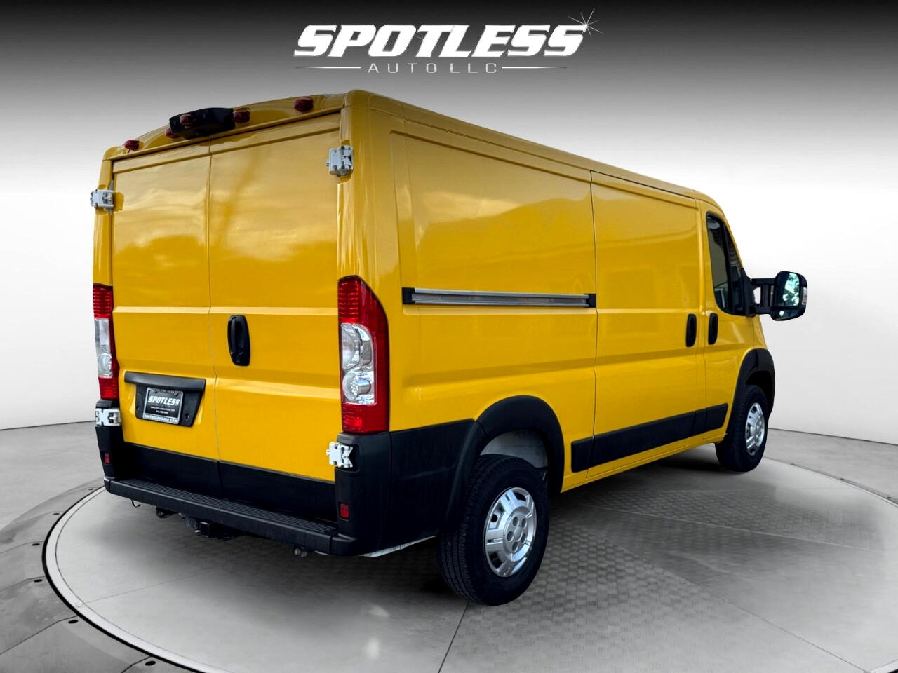 2023 Ram ProMaster 2500 photo 9