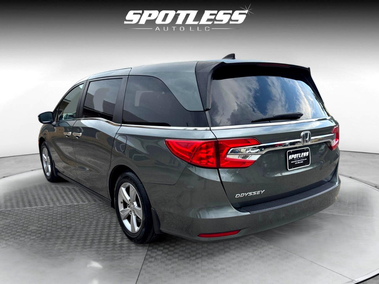 2019 Honda Odyssey EX-L photo 3