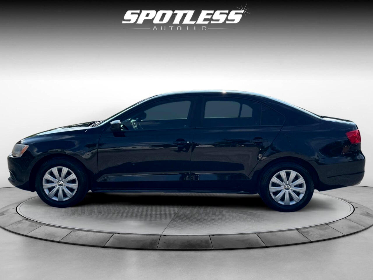 2014 Volkswagen Jetta S photo 2