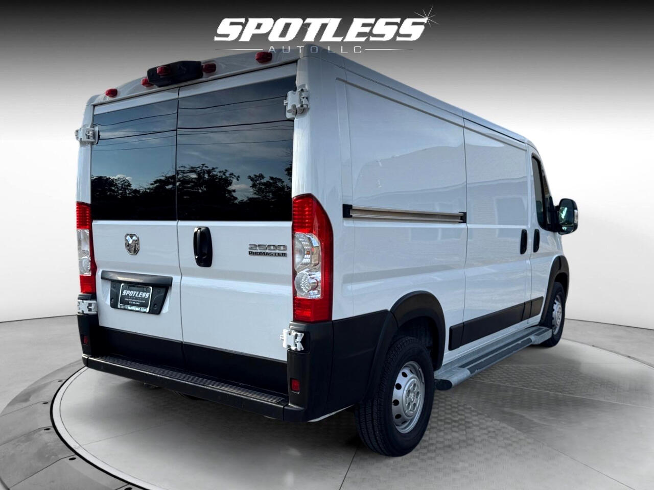 2023 Ram ProMaster 2500 photo 8