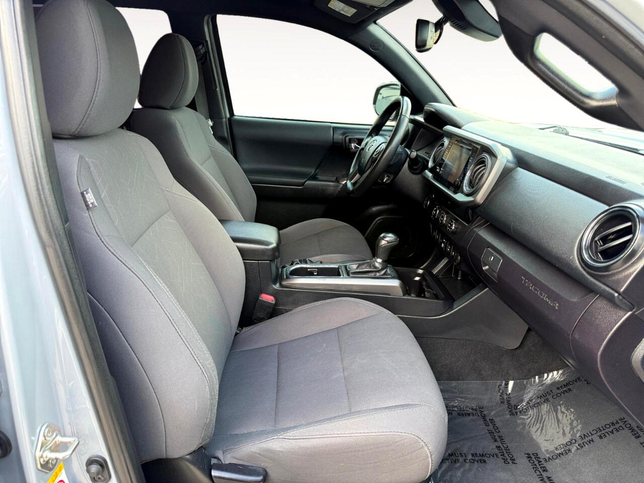 2018 Toyota Tacoma TRD Sport Double Cab V6 photo 18