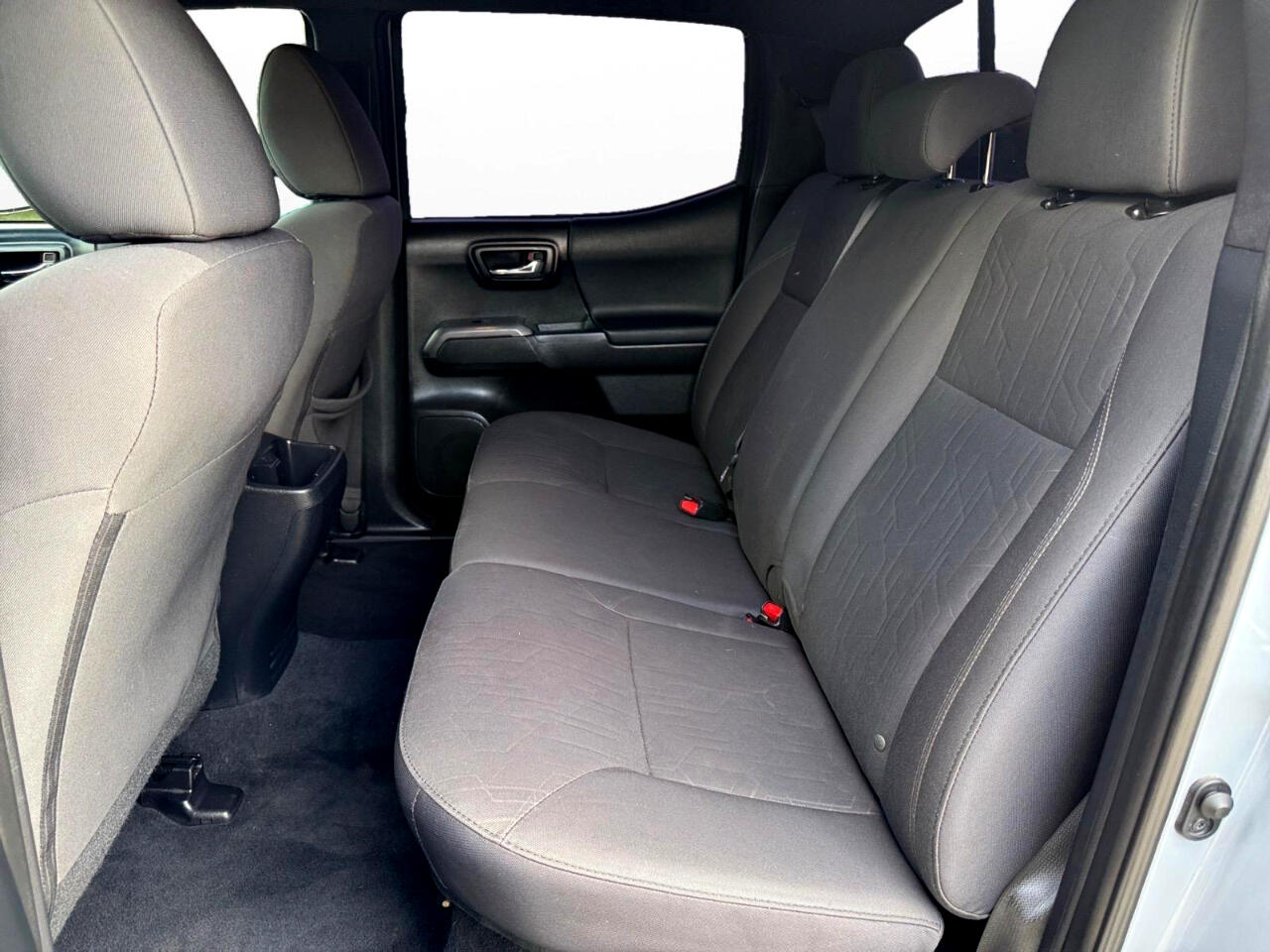 2018 Toyota Tacoma TRD Sport Double Cab V6 photo 23