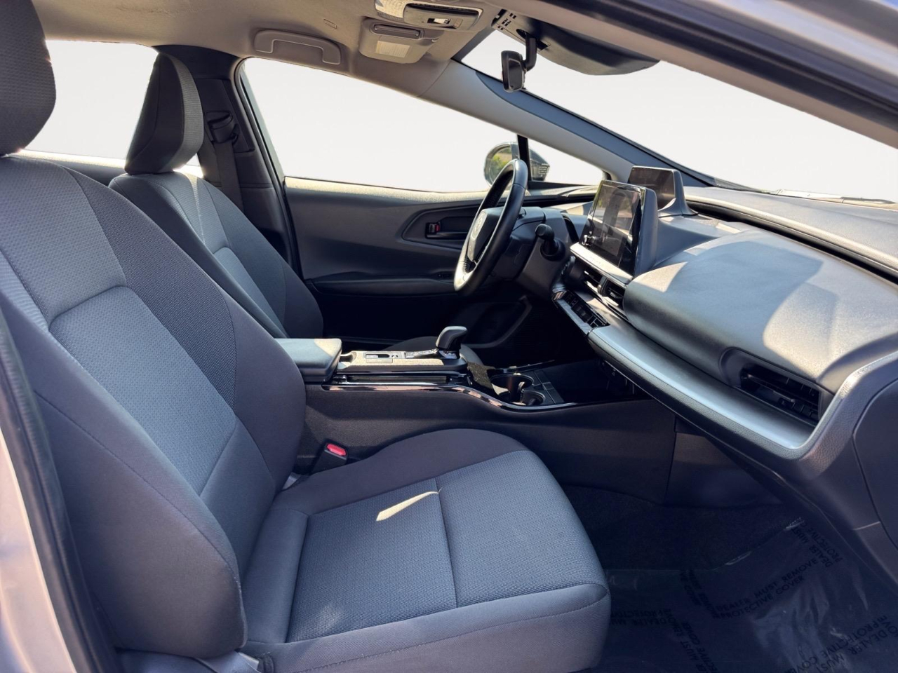 2024 Toyota Prius LE photo 19