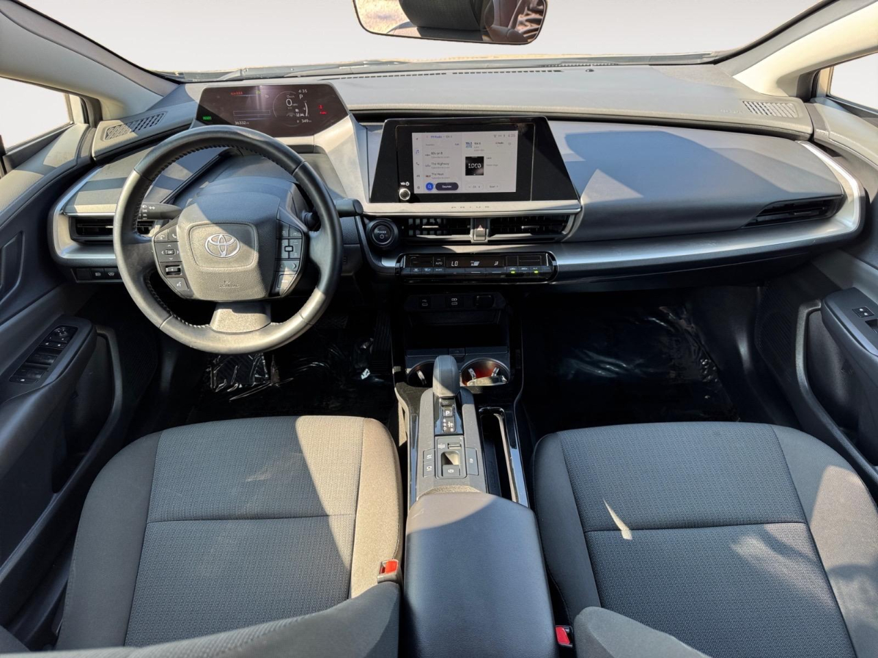 2024 Toyota Prius LE photo 23