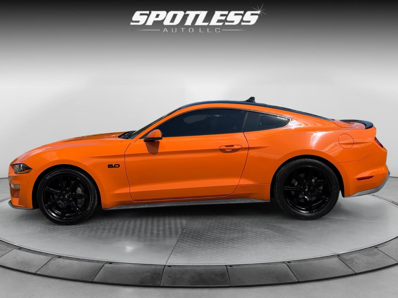 2020 Ford Mustang GT photo 2
