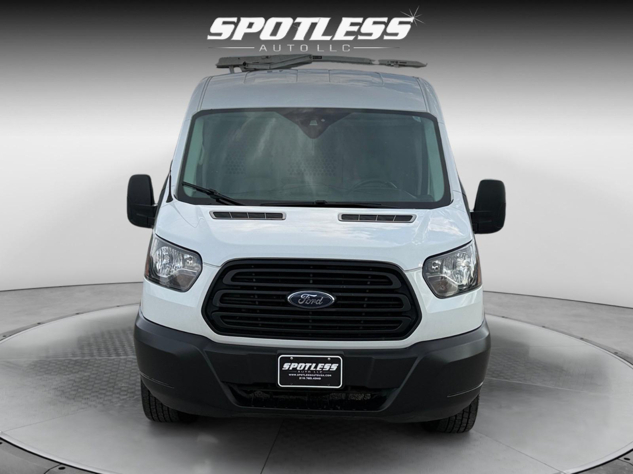 2019 Ford Transit Van photo 3