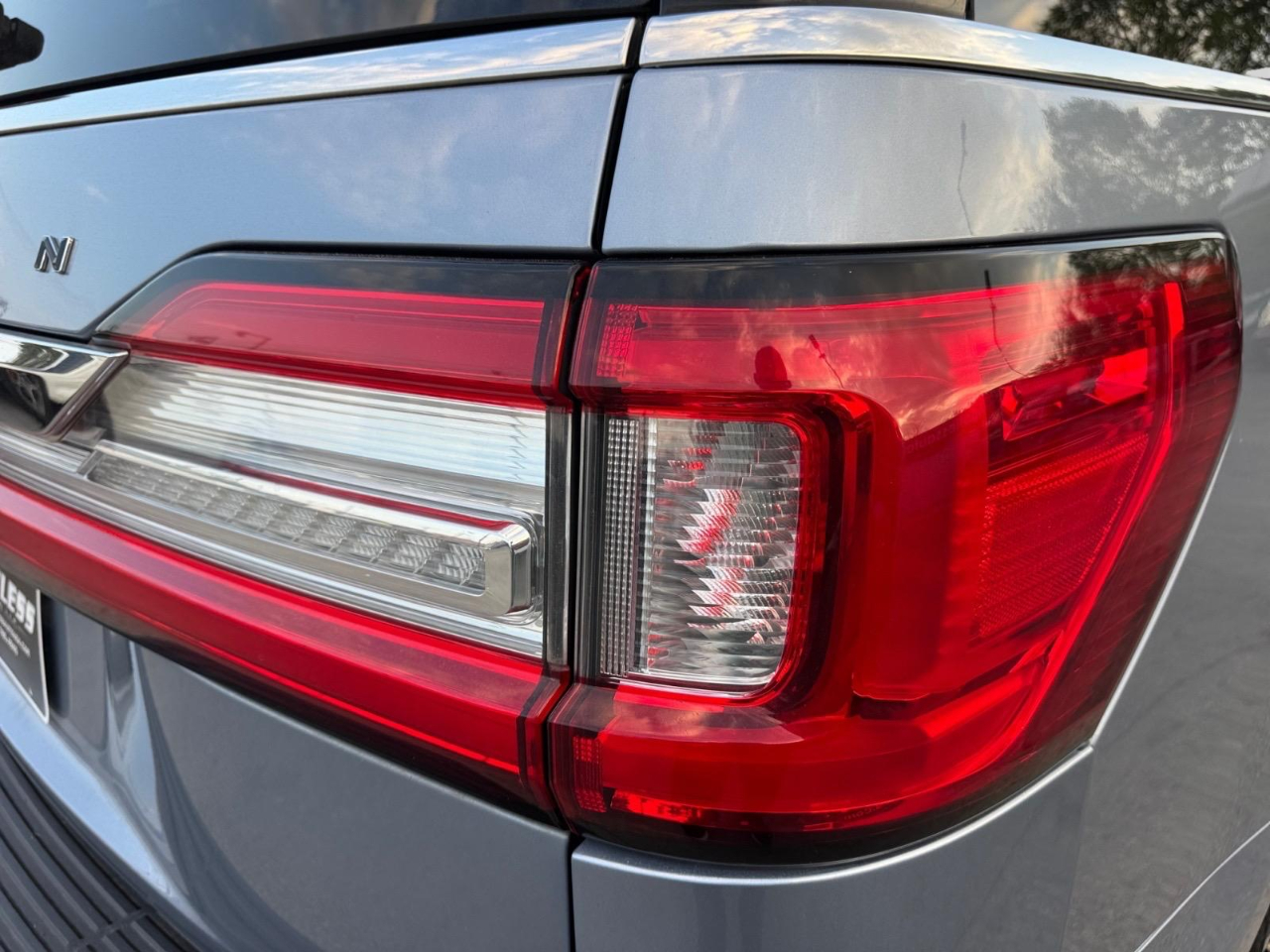 2018 Lincoln Navigator Black Label photo 11