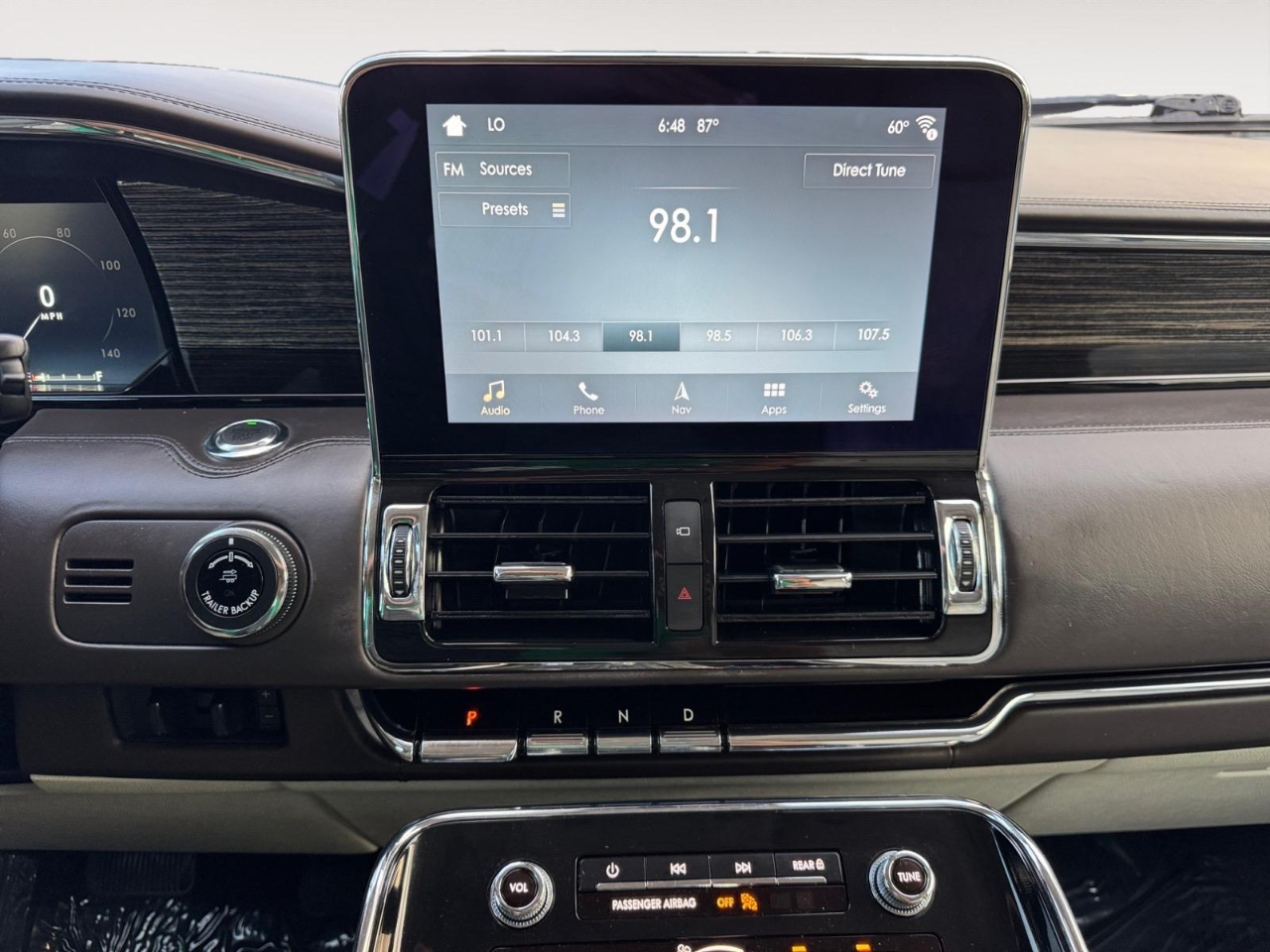 2018 Lincoln Navigator Black Label photo 19