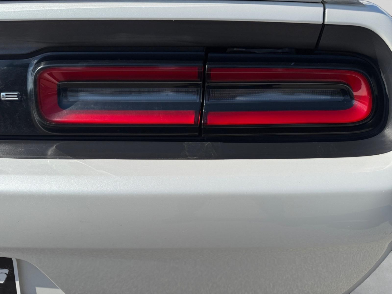 2015 Dodge Challenger SXT Plus photo 12