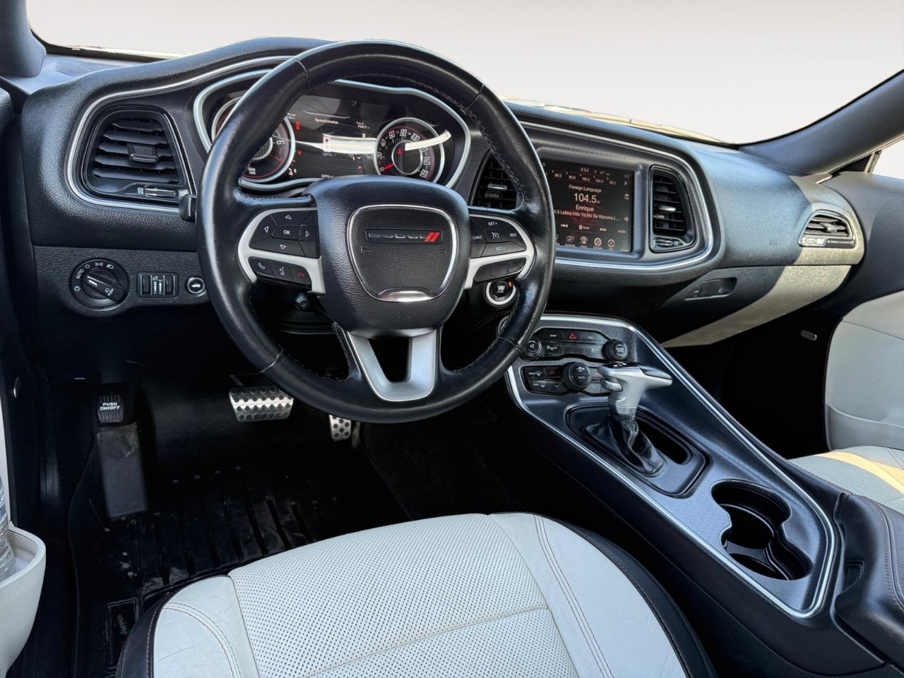 2015 Dodge Challenger SXT Plus photo 18