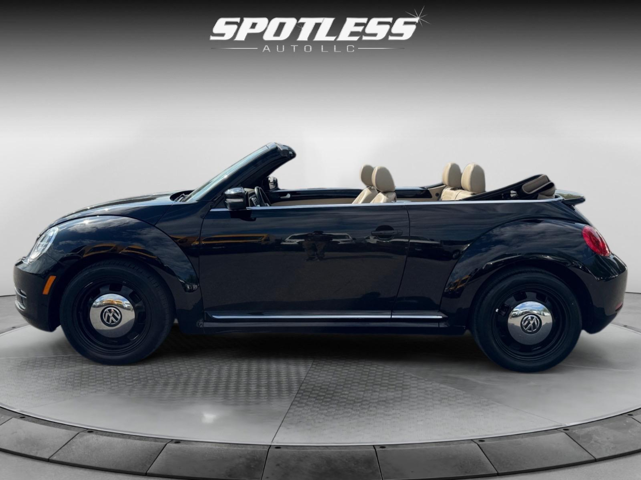 2014 Volkswagen Beetle 1.8T photo 2